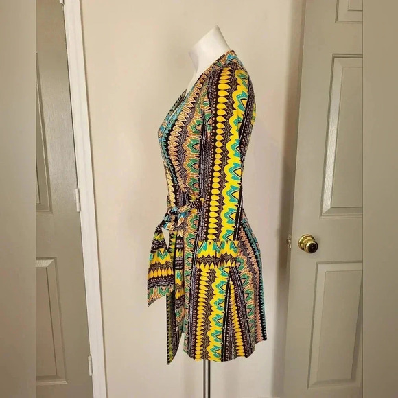 Diane Von Furstenberg DVF Silk Ervin Printed Draped Wrap Tunic Mini Dress(4) - Picture 4 of 8